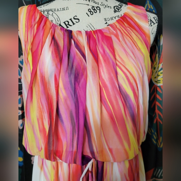 "HOST PICK" DRESS - Picture 6 of 9